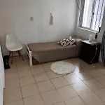 Casa De Dos Dormitorios En Villa Adela A 10 Minutos Del Centro Para 7 Personas Se Aceptan Mascotas